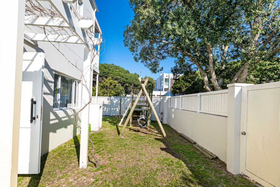 5 Bedroom Property for Sale in Kommetjie Western Cape